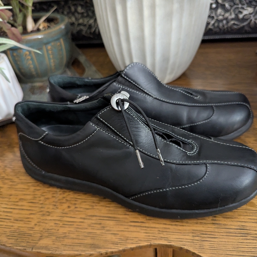 Aravon Shoes Womens Black Leather Size 7B Made in Brazil
